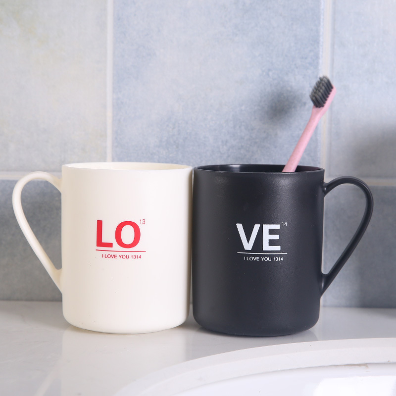 Tazas de pareja estudiantes tazas de cepillo de dientes creativas LOVE tazas de enjuague casero tazas de enjuague bucal dormitorio tazas de baño tazas de cepillo de dientes al por mayor