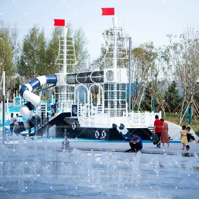 冰雪公园海盗船滑梯广场攀爬网破冰科考船沙滩儿童游乐场灯塔岩洞