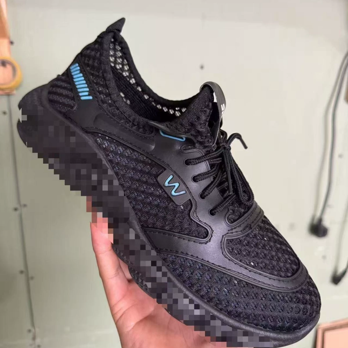 Новые кокосовые мужские туфли весной дышащие 2025 новые дикие сетчатые туфли для защиты от запаха спортивные повседневные беговые туфли