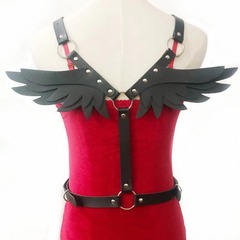 Cross-border Western and European leather angel wing crossbody set women's leather clothing upper body restraint strap shoulder strap belt