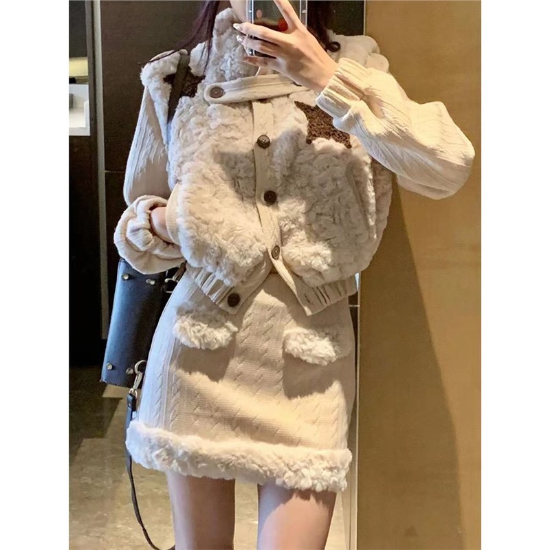 “橘子花海”小众设计温柔系炸街富家千金高级感小香风套装2024年