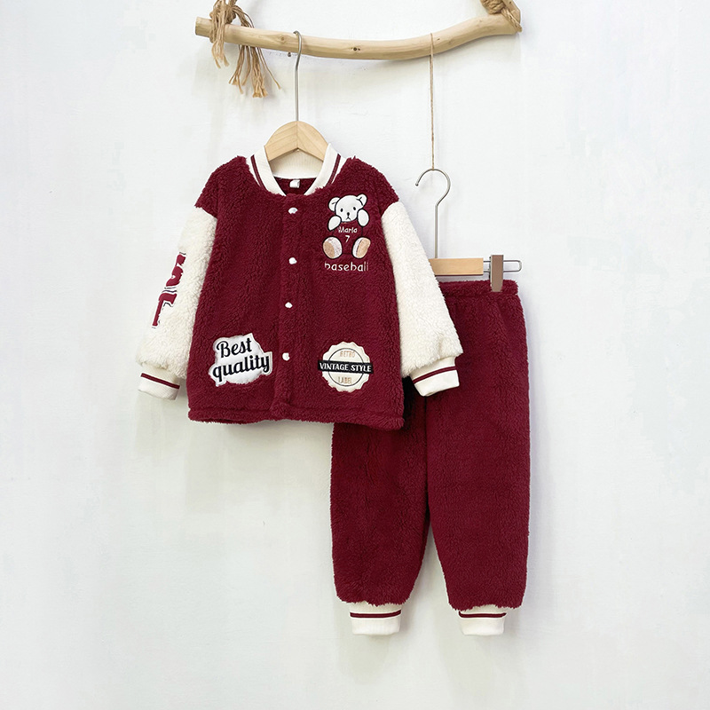 100-160cm子供の兄のスポーツ風野球服冬のサンゴの毛の保温の女の子の洋風のカーディガンのパジャマ