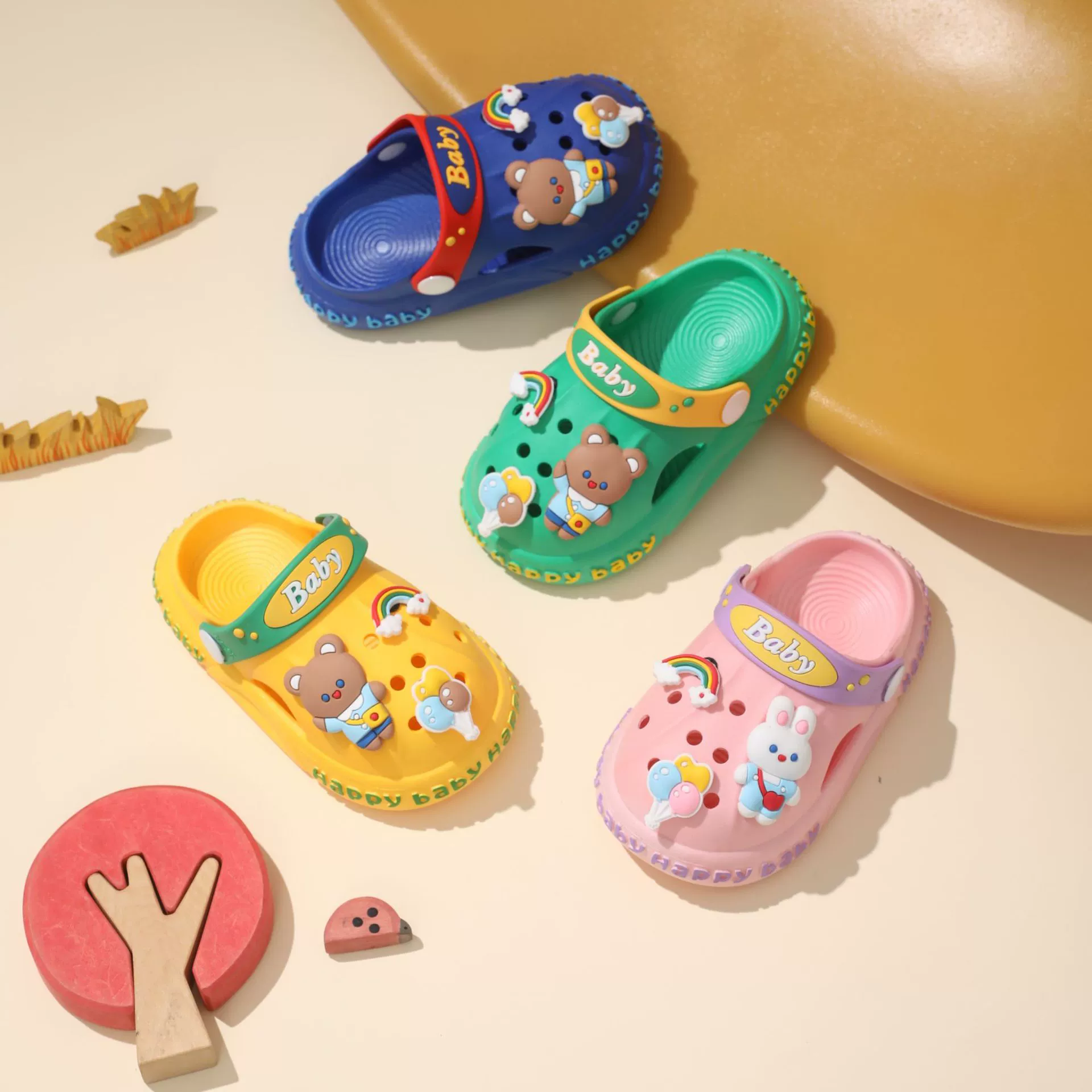 Обувь «Крокодил» для мальчиков и девочек Little Bear, летние нескользящие однотонные сандалии на толстой подошве для дома и улицы, милые мультяшные сандалии