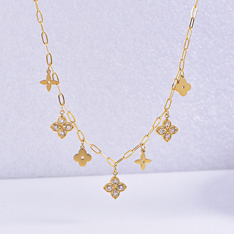 Europäisch-amerikanische, grenzüberschreitende, leichte Luxus-Halskette mit eingelegter vierblättriger Blume und quadratischem Diamanten in Tropfenform._voghion.com
