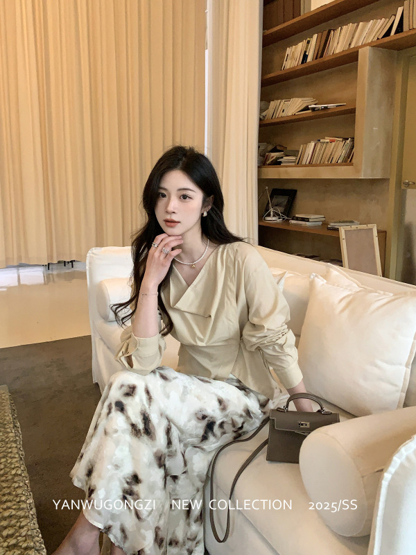 烟雾公子  韩系荡领原创设计白衬衣气质不规则斜襟系带收腰上衣|undefined