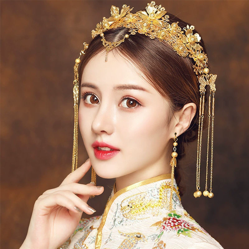 Китайский стиль.Headwear ношения одежды, невеста, Лиу Су качает корону феникса в стиле китайского костюма, простой атмосферный показ и кимоно