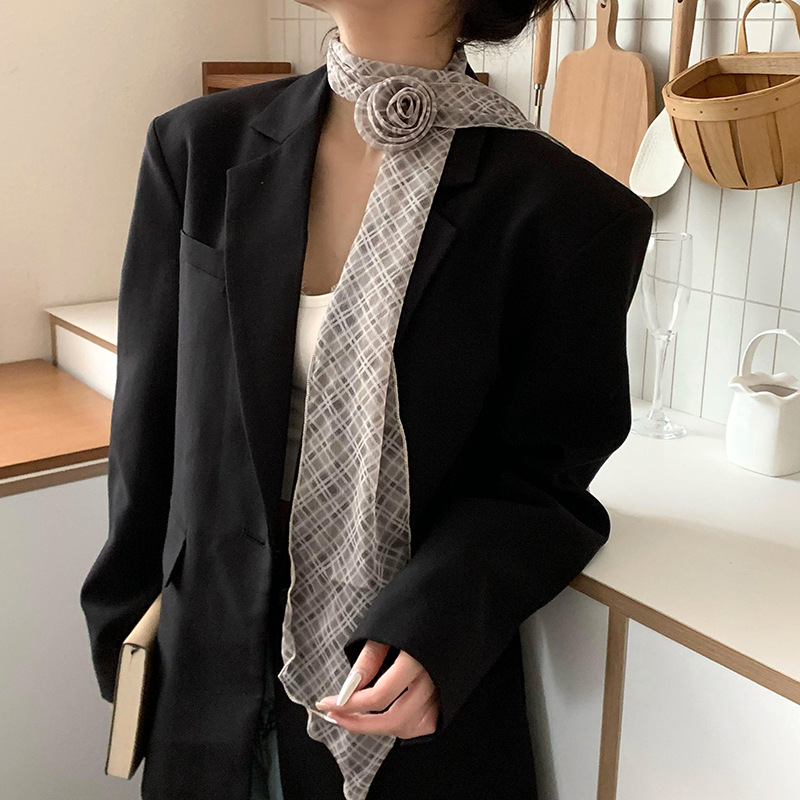 Bufanda de seda, banda larga, sentido de alta calidad, lunares, corbata delgada y estrecha, cinturón, bolso envuelto, cinturón para el cabello, cinta para el cabello, serpentina