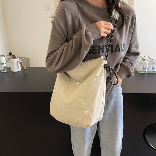 Minimalist Texture Nylon Crossbody Bag for Women Students, Suitable for Class, Commuting, Office, Travel tote bag, Unique Casual Backpack