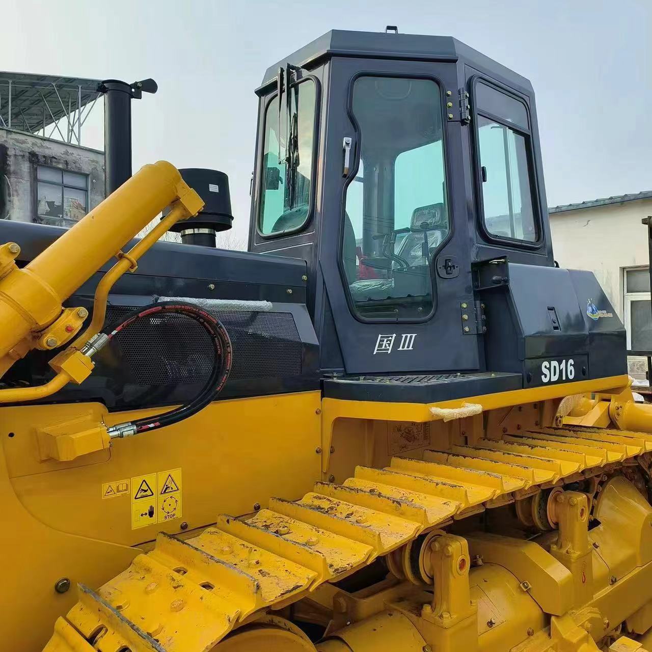 外贸直销山推推土机SD16 SD16L SD22 SD13 SD32 SD24
