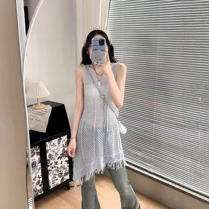 2025 Summer New Design Sense Sling dress Korean Style Elegant Sweet All-match Hollow Sleeveless Knitted Dress for Women 2025 Summer New Design Sense Sling dress Korean Style Elegant Sweet All-match Hollow Sleeveless Knitted Dress for Women