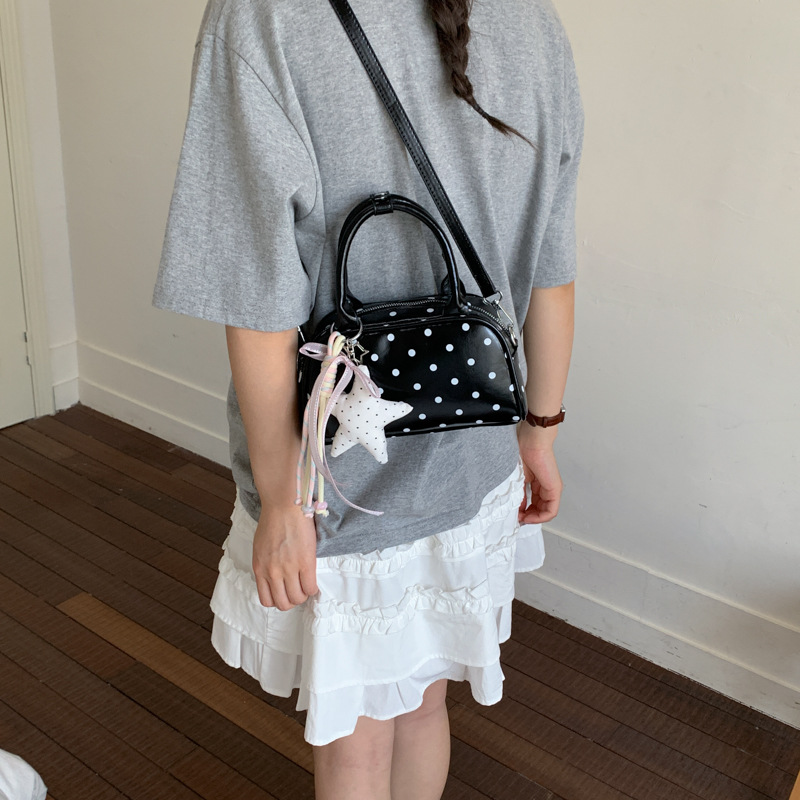 Nicho coreano Zhong chica onda punto bolos mujeres 2026 verano diario nuevo estilo extranjero gran capacidad mochila de hombro image 4