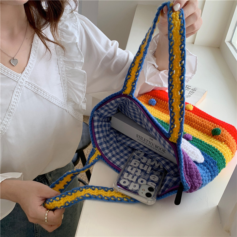 Frau Mittel Stoff Wolken Regenbogen Streifen Süß Quadrat Offen Schultertasche display picture 4