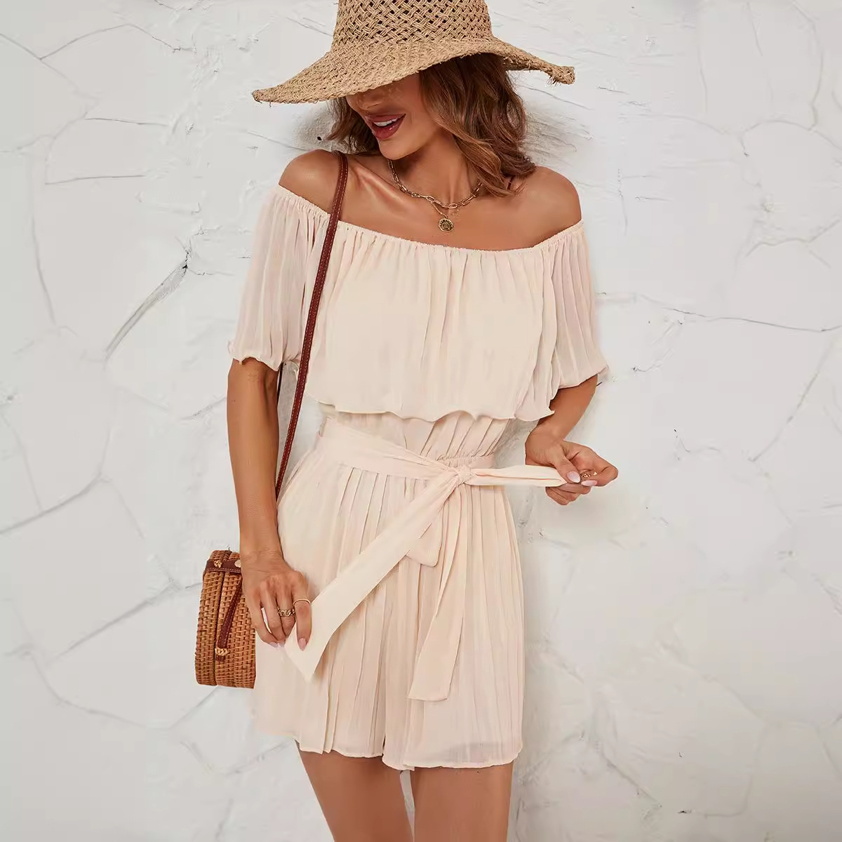 Amazon transfronterizo de comercio exterior ropa de mujer estación europea verano nuevo fuera del cuello sexy plisado mono de media manga para mujeres