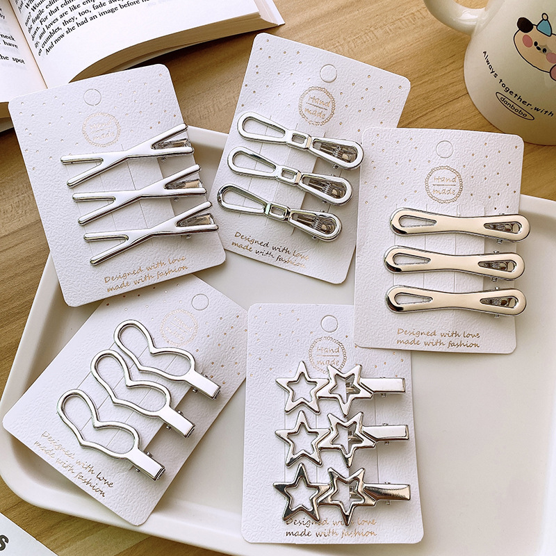 Women's Simple Style Geometric Metal Hair Clip display picture 5