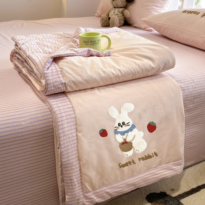 Edredón fresco de verano de algodón Edredón de aire acondicionado Dormitorio individual Edredón de verano Juego de cuatro piezas Edredón de verano lavable a máquina
