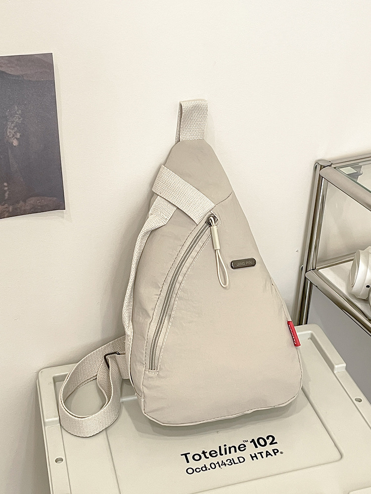 Korean version cross-border men's chest bag, women's single-shoulder crossbody bag, foldable casual sports outdoor single-shoulder bag, crossbody small bag Item Picture