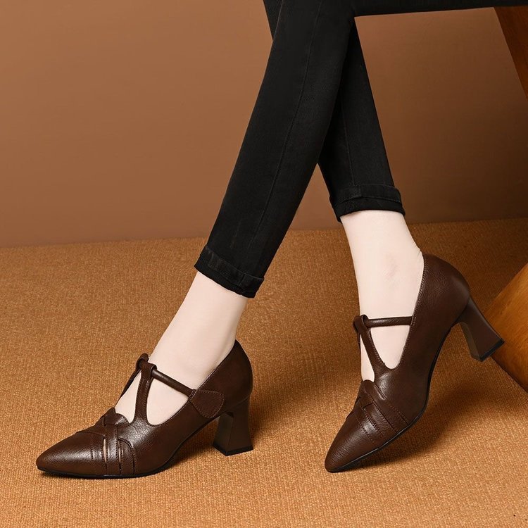 2026 primavera y verano de moda zapatos de una sola mujer con un nuevo velcro con talón grueso zapatos de tejido de talón alto
