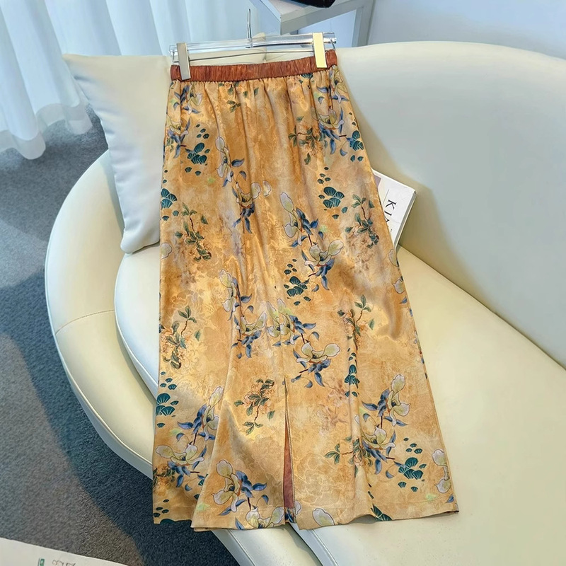 黄色のアセテート花柄スカート女性の夏薄い 2025 新しいサテンドレーププリント A ラインヒップスカート|undefined