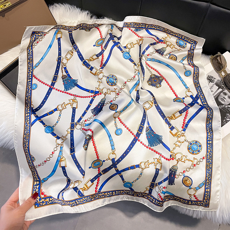 新商品の小さい方の巾70cm韓国のサテンの方の巾のシルクの女性の装飾の小さいマントは首を囲んで多くの卸売りをします。|undefined