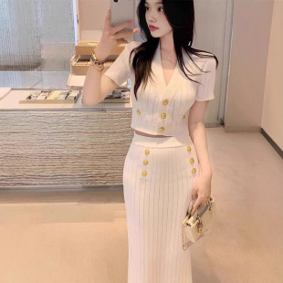 �ļ�����һ����Ů���С���LV�I�������zᘿ������ΰ�ȹ�ɼ����b