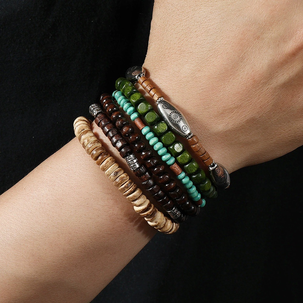 Set Di Braccialetti Multistrato Con Perline In Legno E Lega Ccb_voghion.com