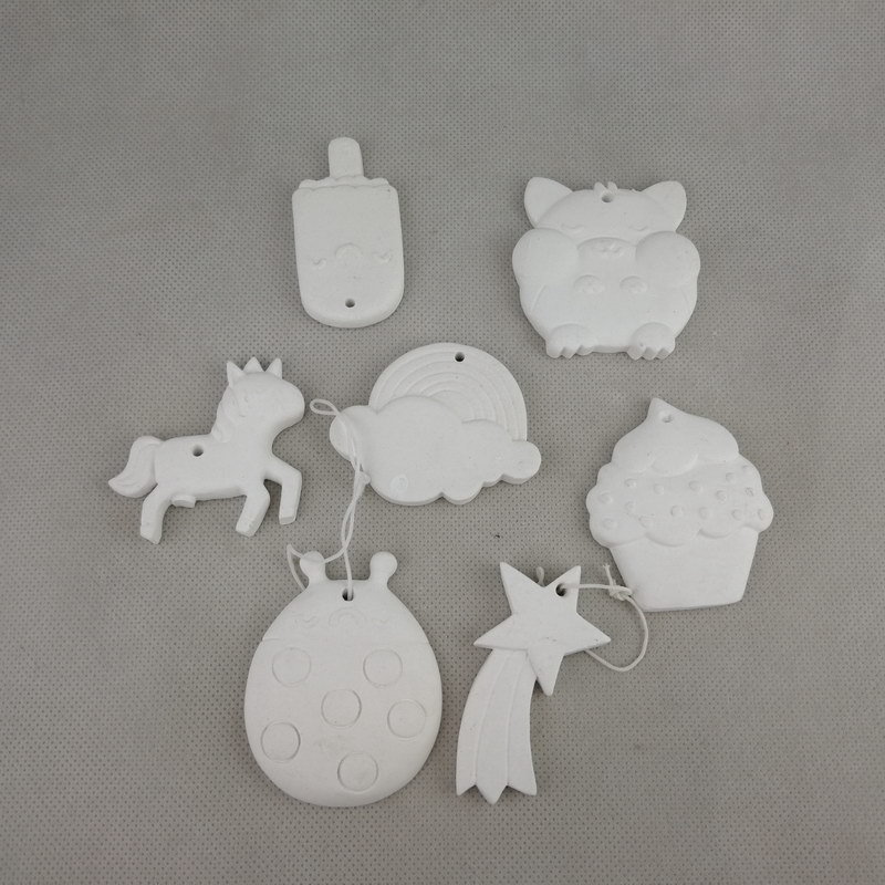 Muñeca de yeso, embrión blanco, juguetes pintados, juguetes para colorear para niños, juguetes de bricolaje de cerámica, exportación de alcancía de graffiti