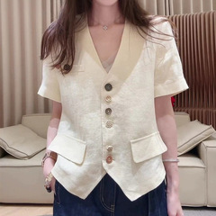 フランスのレトロな小香風vネック半袖シャツ女性2025夏の新型高級デザイン感カジュアル上着ブーム