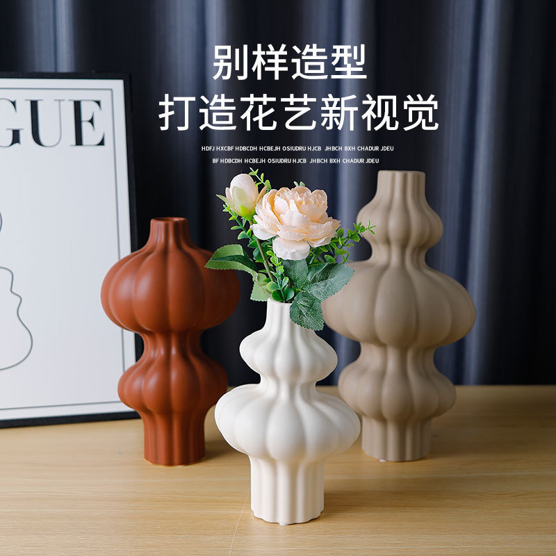 Vintage Silent Wind Wire-drawing Ceramic Vase Ornaments Plain Elegant Ceramic Tea Space Ornaments Dried Flowers Flower Ornaments Wholesale Vintage Silent Wind Wire-drawing Ceramic Vase Ornaments Plain Elegant Ceramic Tea Space Ornaments Dried Flowers Flower Ornaments Wholesale