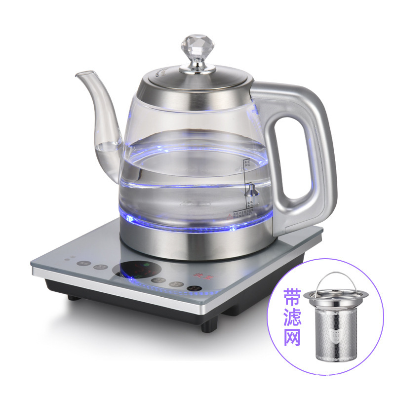 손잡이가 있는 은색 주전자(생수 버전)