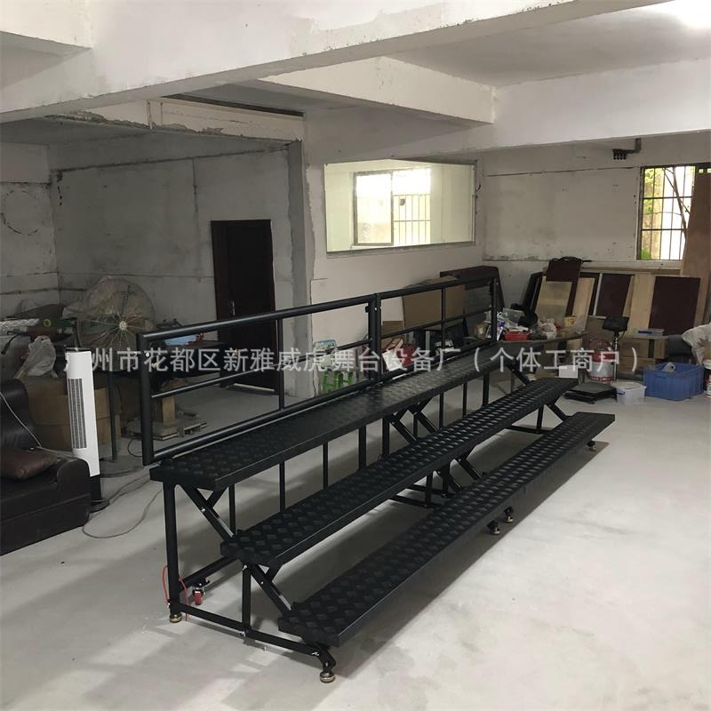 沈阳合唱台，铝合金折叠台厂家零售批发，照相合影架升降升降架