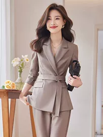 连衣裙;职业女裙套装;女式衬衫