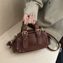 С���͹�����C܇����Ů�߼���Ҹ�°��r�аٴ�ins�W�t�μ�б���