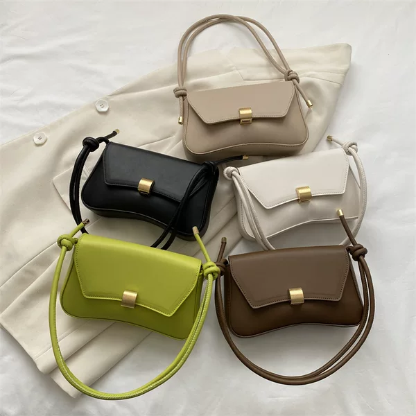 High-end Sense Bag Women's 2025 New Arrival Baguette Bag Retro Portable Underarm Bag Stylish Girl's Shoulder Crossbody Small Bag