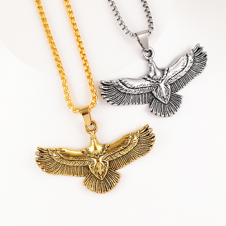 European and American Fashion Golden Eagle Pendant Necklace Men's Hip-Hop Retro Personalized Long Woolen Chain Clothing Pendant Gift European and American Fashion Golden Eagle Pendant Necklace Men's Hip-Hop Retro Personalized Long Woolen Chain Clothing Pendant Gift