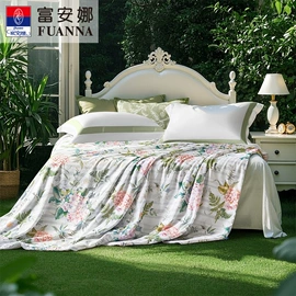 四件套;蚕丝被;纤维被