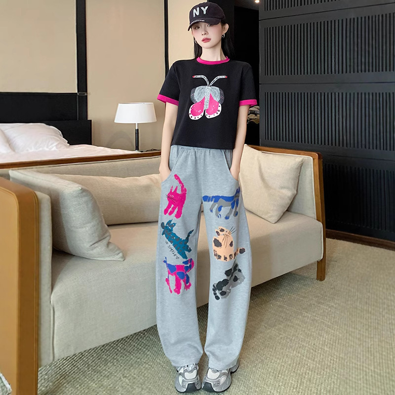2025 Summer Playful and Cute Casual Sports Suit for Women, Lively, Age-Reducing and Slimming Look Short-Sleeved T-Shirt Wide-Leg Pants Two-Piece Set