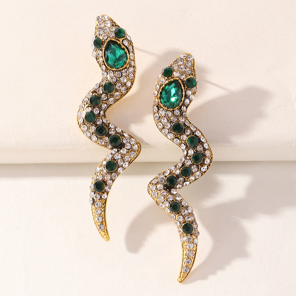 Nihaojewelry Fashion Animal Snake-shaped Diamond Earrings Wholesale Jewelry display picture 5