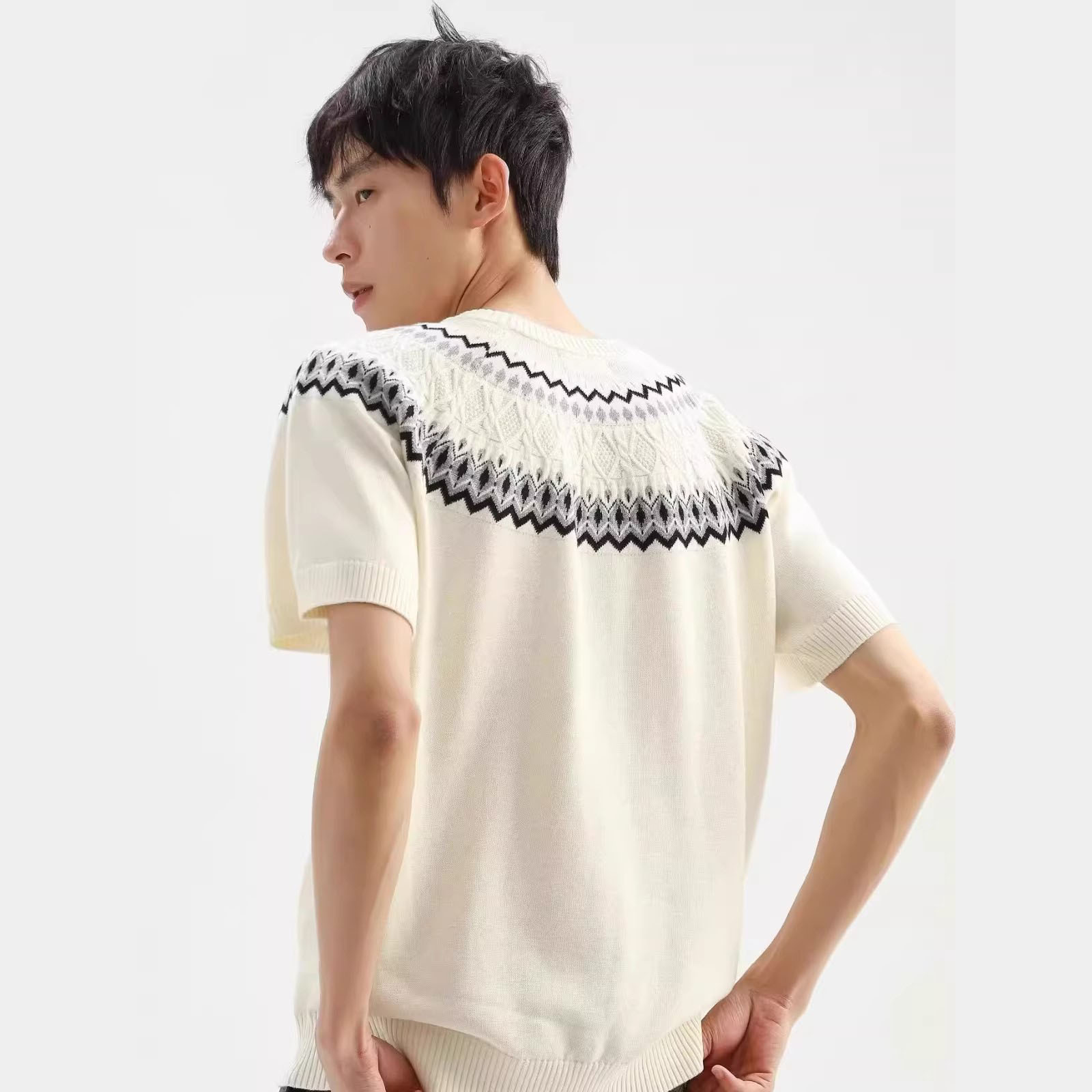 Isla de Fair camiseta de punto de manga corta camiseta de cuello redondo jacquard hombre viejo estilo casual hielo de verano fábrica transfronteriza mayorista