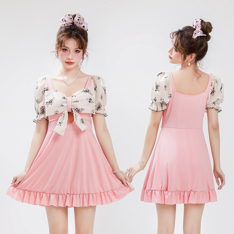 Traje de baño de una pieza conservador nuevo 2023 Cubierta de verano para mujer adelgazante suave dulce deseo puro diseño avanzado traje de baño de aguas termales