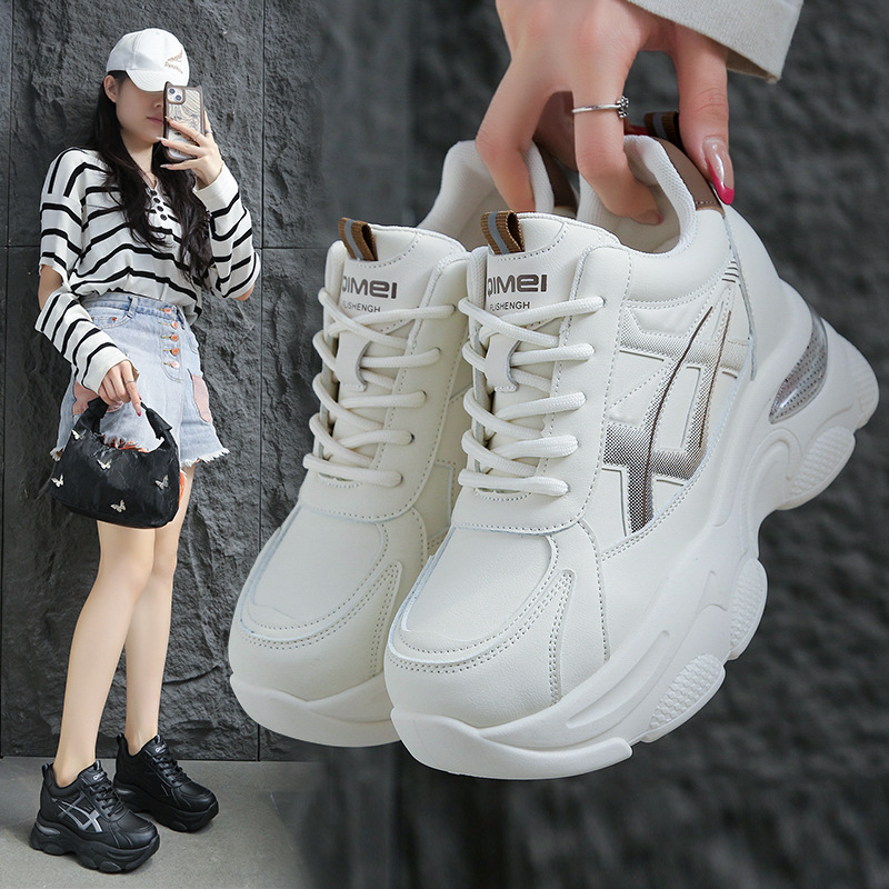 2026 Spring and Autumn Women's Dad Shoes with Hidden Heel and Thick Sole, Casual Shoes for Petite Women, Sneakers That Make Feet Look Smaller