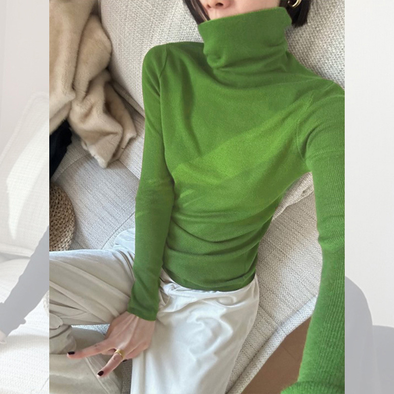 Avocado Green Pile Collar Knitted Top for Women in Autumn and Winter, Slim-Fitting Short Turtleneck Style Bottoming Shirt with Sweater