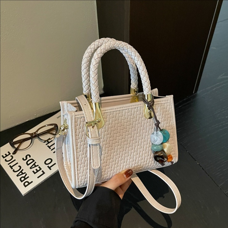 Unique woven pattern handbag for women, 2026 new trendy fashion versatile crossbody bag, high-quality small square bag