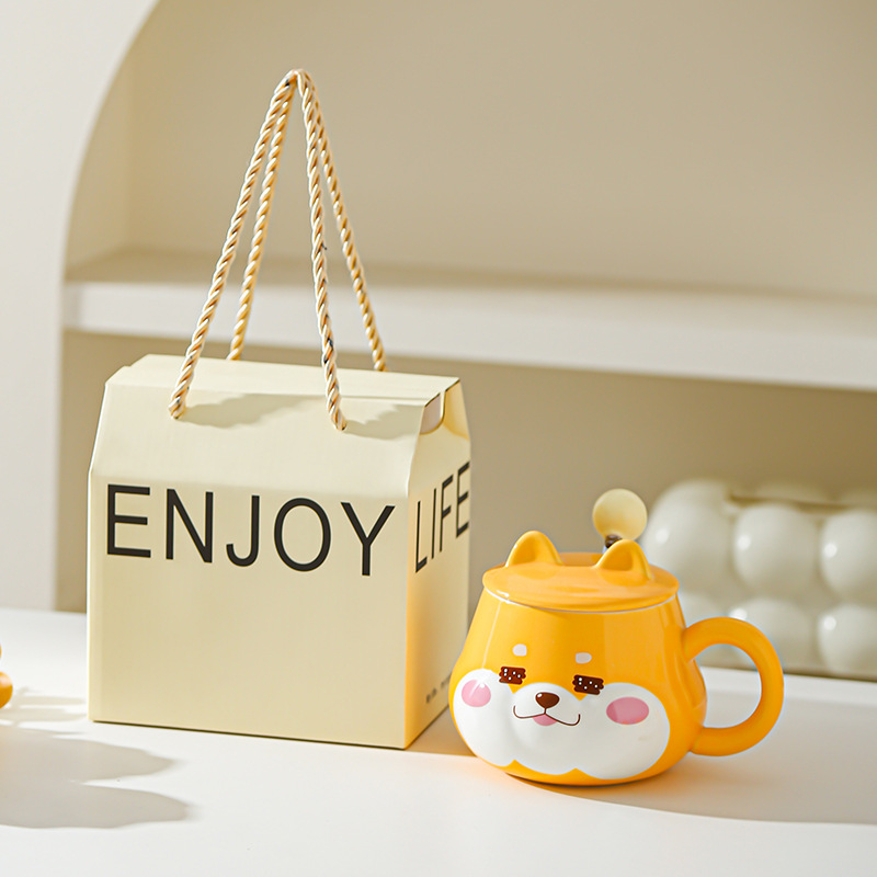 Hermosas tazas de cerámica con tapa de agua creativa de alta calidad para parejas de regalo de cumpleaños tazas de oficina domésticas