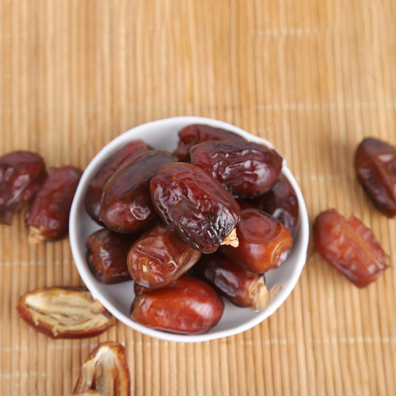 Iranian Black Dates, UAE Honey Dates Bulk 500g, Dubai Middle East Specialty Black Dates Snack, Black Dates with Coconut