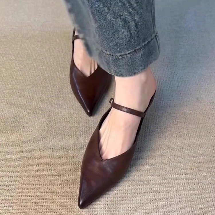 브라운, 굽 높이 약 2.5cm