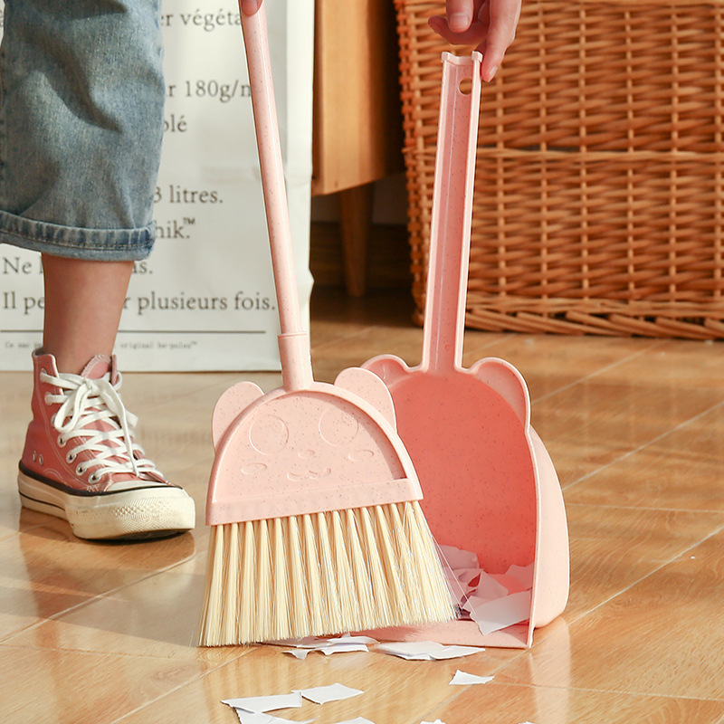 Los niños juegan a las casitas escoba de plástico Mini pequeña escoba recogedor cepillo de aprendizaje escoba herramienta Escoba de pelo suave combinación