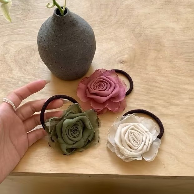 Nueva onda verde china 2024 nuevo estilo nacional rosa correa de cabello de correa de cabello de mujer atada flor de cabeza de alta calidad