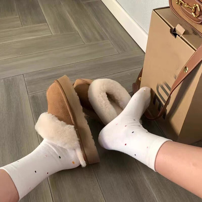 Slip-On Snow Shoes for Women in Winter New Style Fur Integrated Toe Slippers Platform Sole Thick Sole Thickeneded Fur Slippers