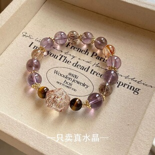 ����������ˮ���ִ�Ů��ؔ�D�\���������S����ʯ�ڽ���ˮ���ִ�