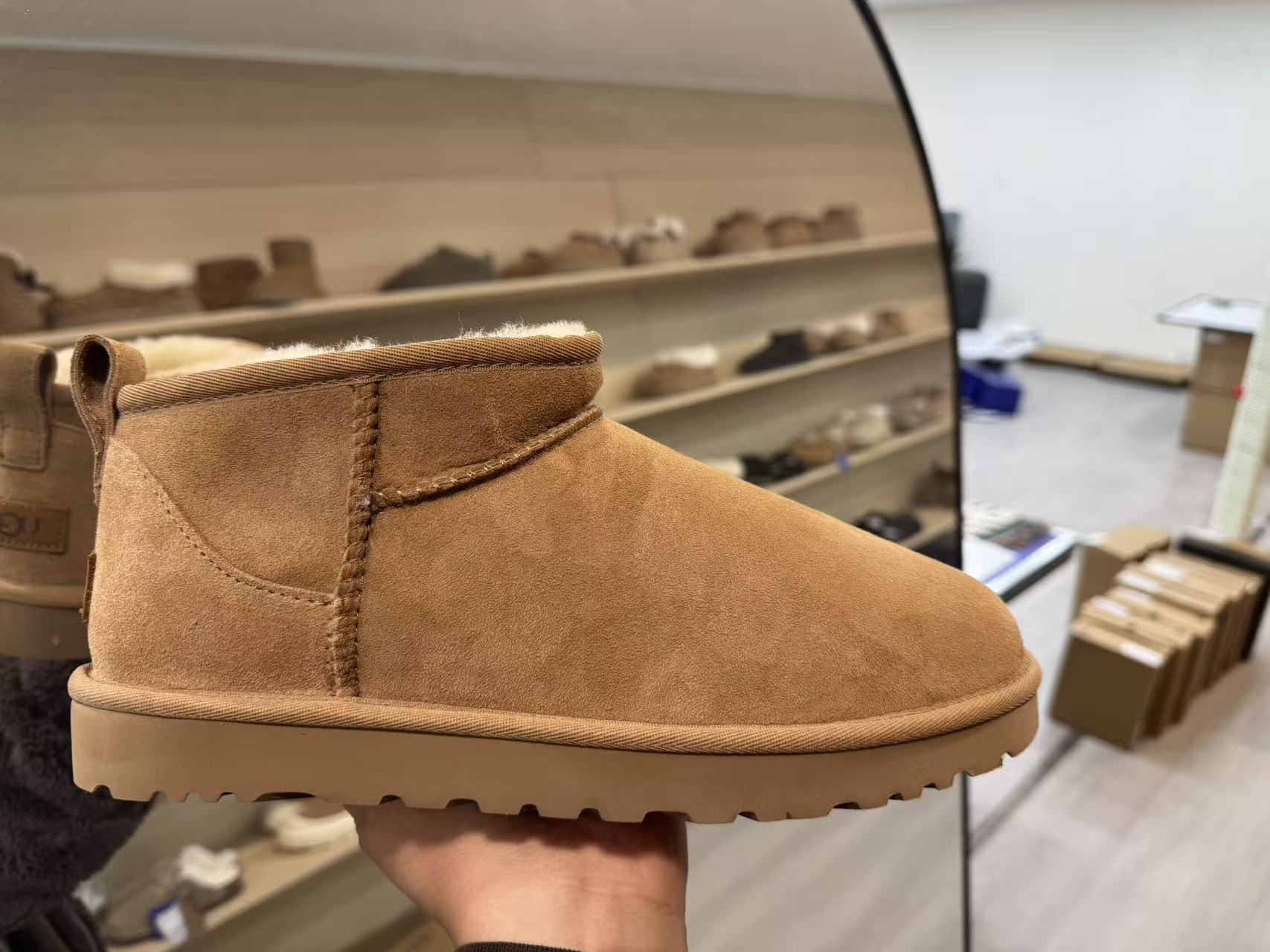Sangpo botas de nieve de cabra de mujer un nuevo clásico de tubo largo con terciopelo grueso y calentamiento con zapatos de algodón